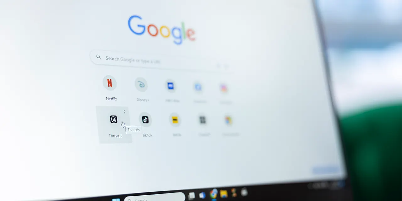 Página de busca do Google aberta na tela de um computador